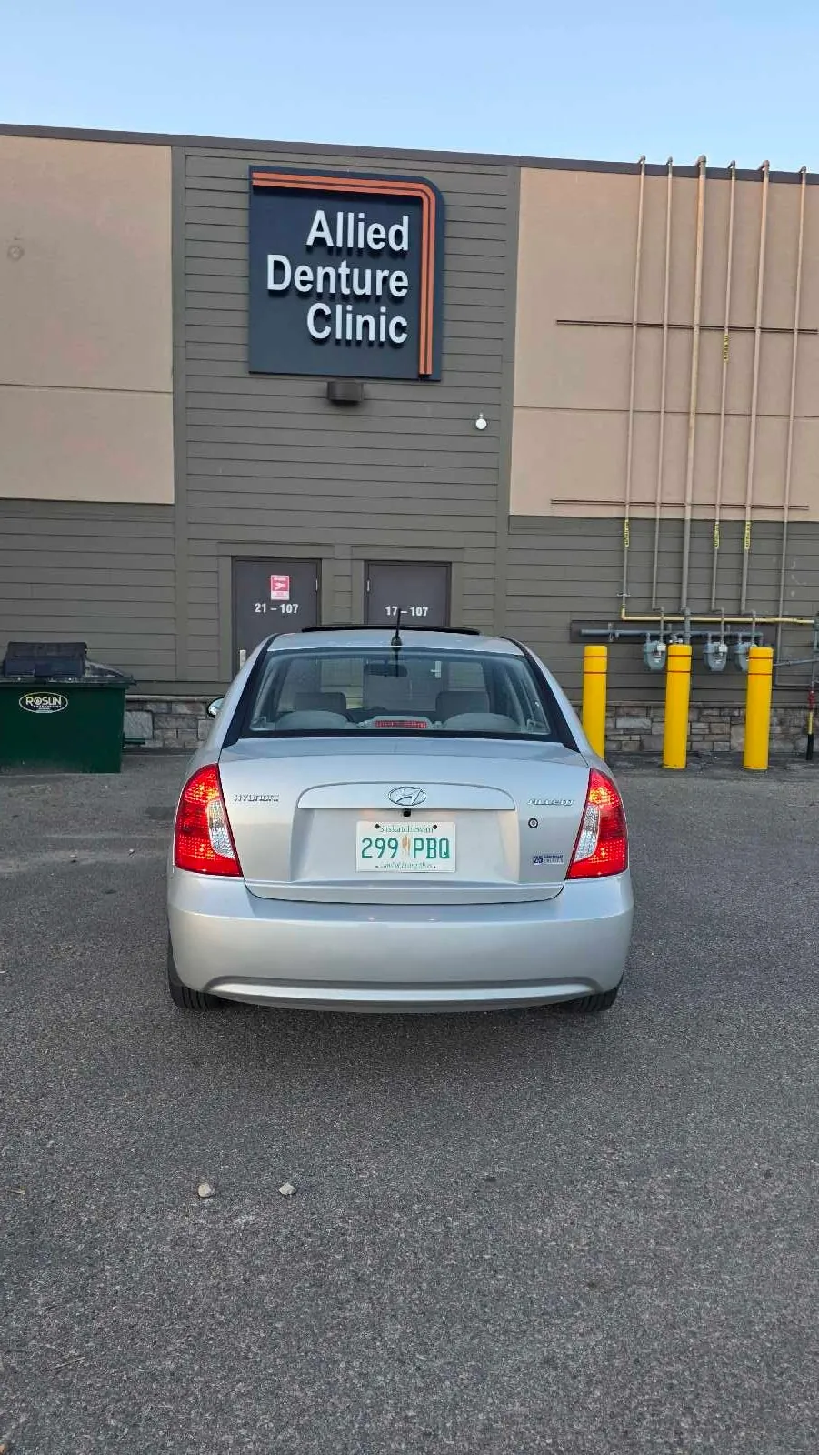 Hyundai Accent 2009 photo 2