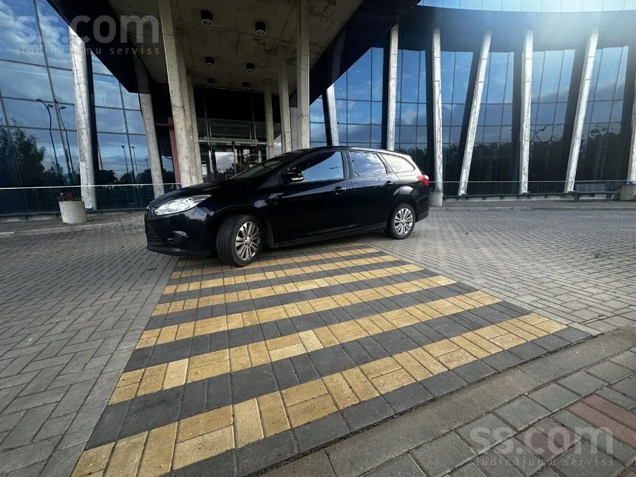 Ford Focus 2014 photo 4