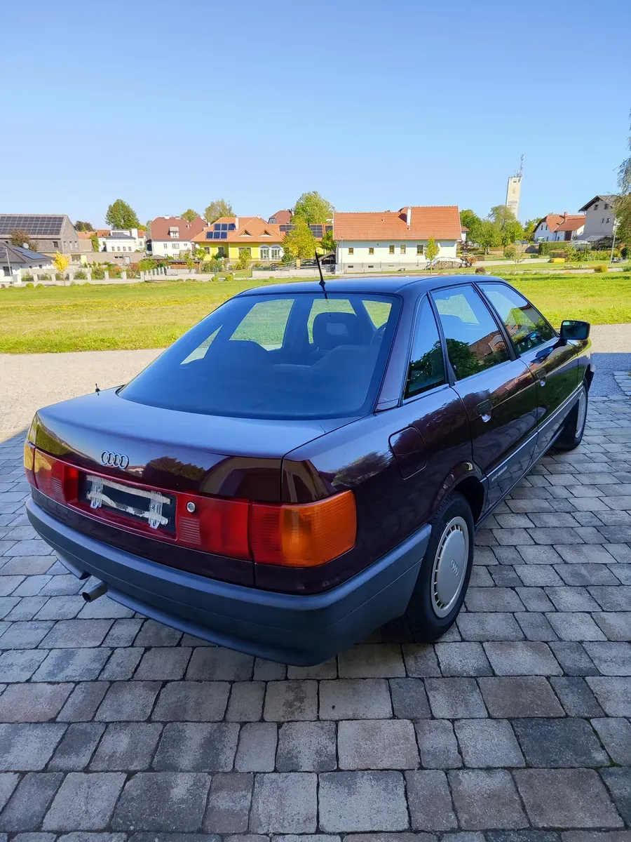 Audi 80 1990 photo 2