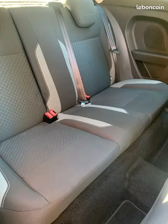 Ford Fiesta 2015 photo 4