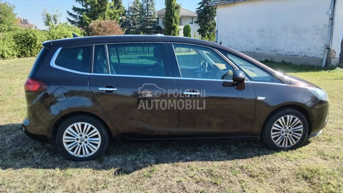 Opel Zafira 2012 photo 4