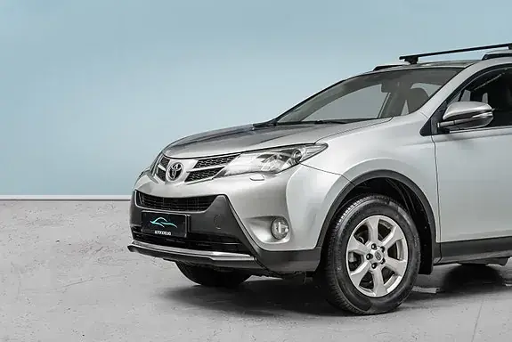 Toyota Rav4 2013 photo 2
