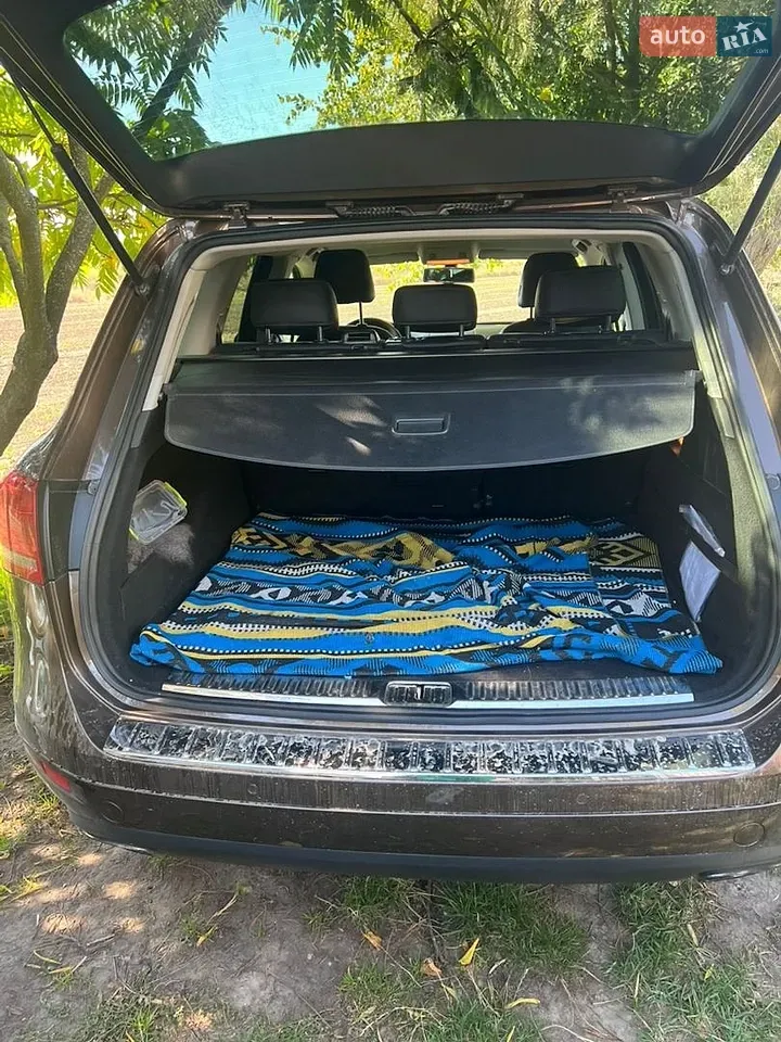 Volkswagen Touareg 2013 photo 4