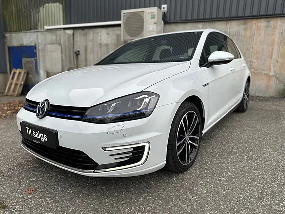 Volkswagen Golf 2016 photo 4