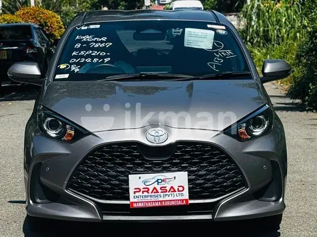 Toyota Yaris 2024 photo 2