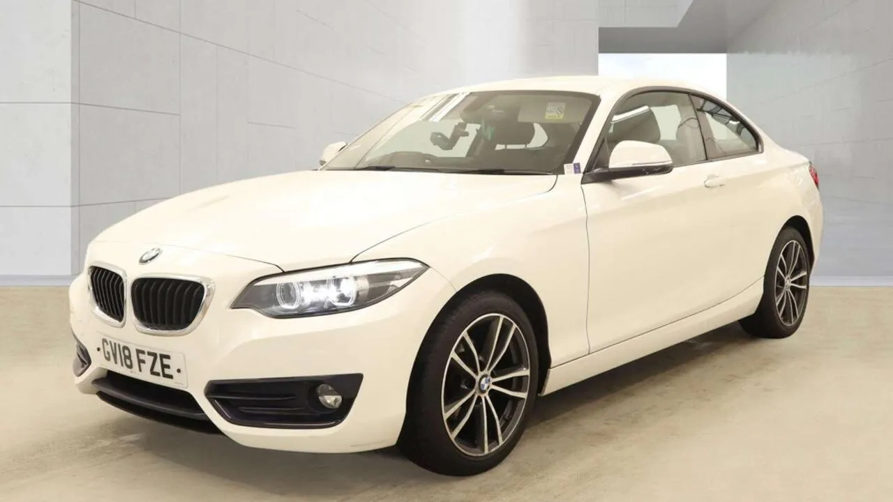 BMW 2 Series 2018 photo 3