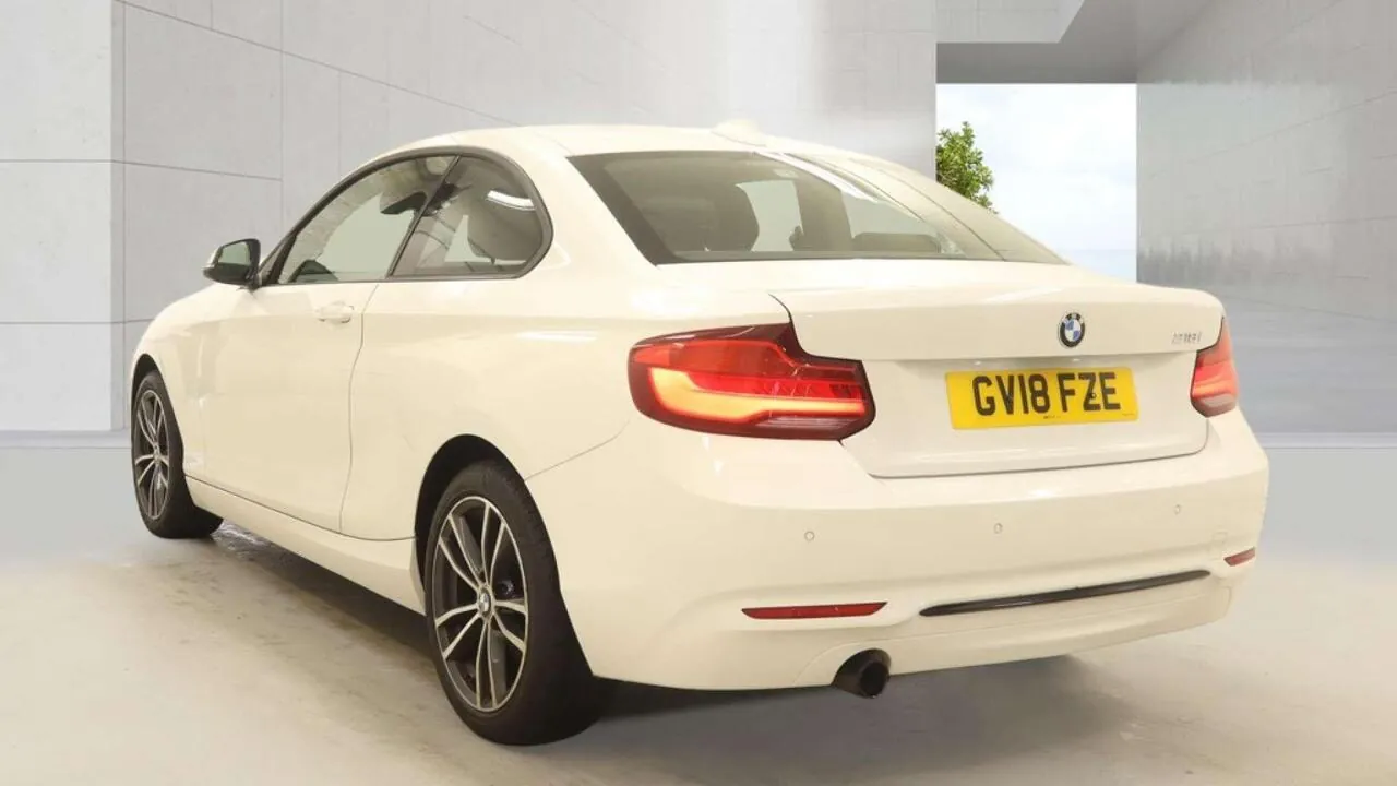 BMW 2 Series 2018 photo 4