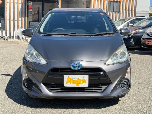 Toyota Aqua 2015 photo 5