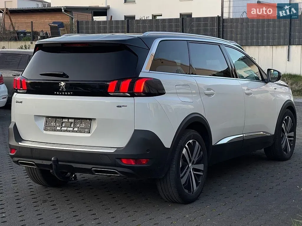 Peugeot 5008 2018 photo 4