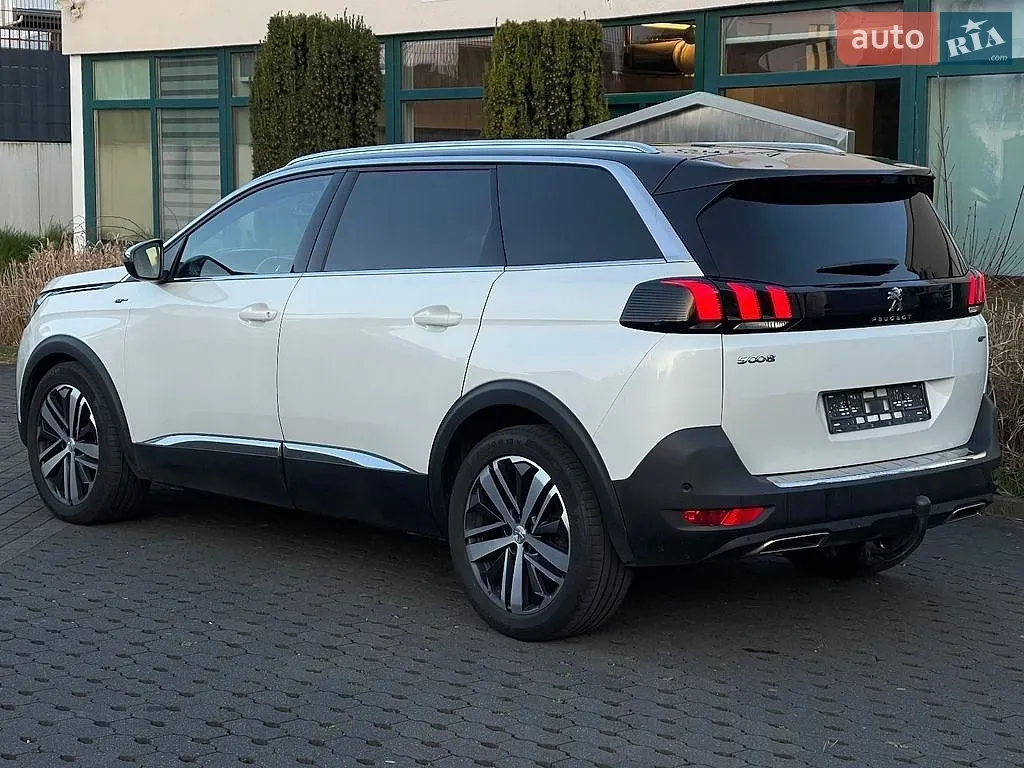 Peugeot 5008 2018 photo 2