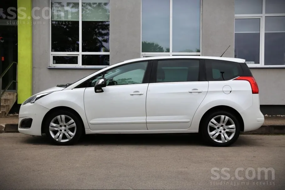 Peugeot 5008 2015 photo 2
