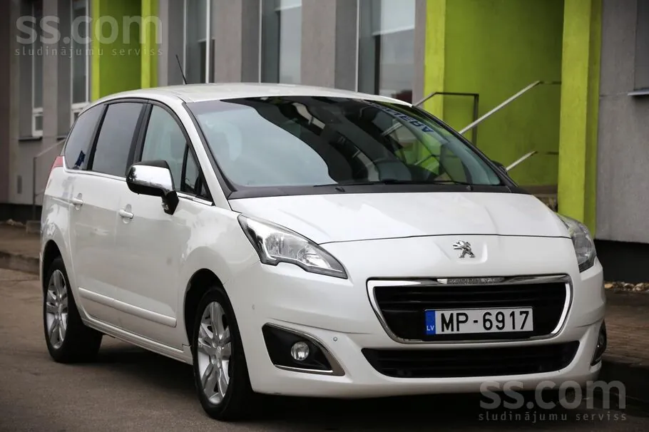 Peugeot 5008 2015 photo 4