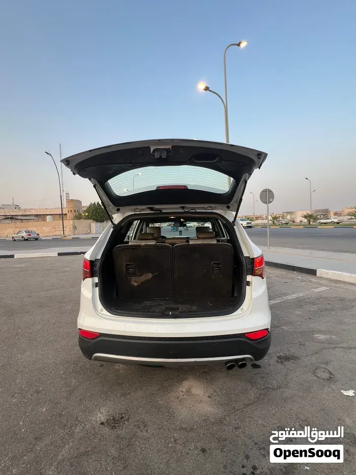 Hyundai Santa Fe 2015 photo 2