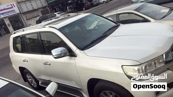 Toyota Land Cruiser 2018 photo 5