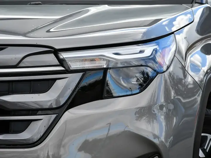 Subaru Forester 2025 photo 5