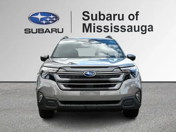 Subaru Forester 2025 photo 2