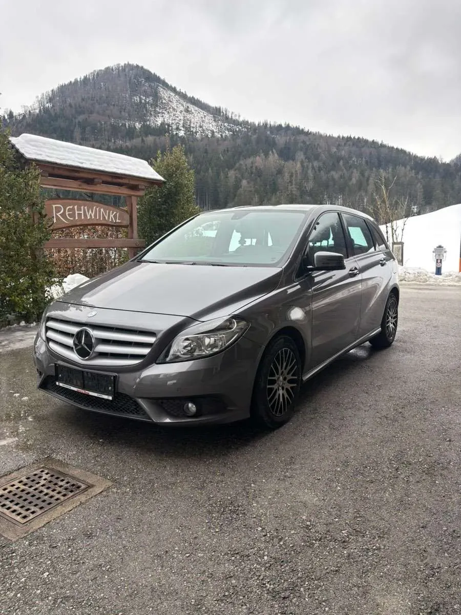 Mercedes-Benz B-Class 2013 photo 3