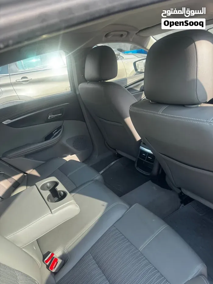 Chevrolet Impala 2018 photo 2