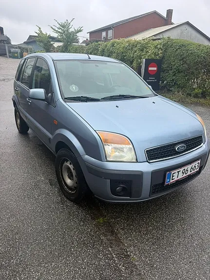 Ford Fusion 2006 photo 4