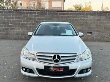 Mercedes-Benz C180 2012 photo 2