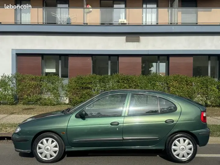 Renault Megane 2002 photo 2