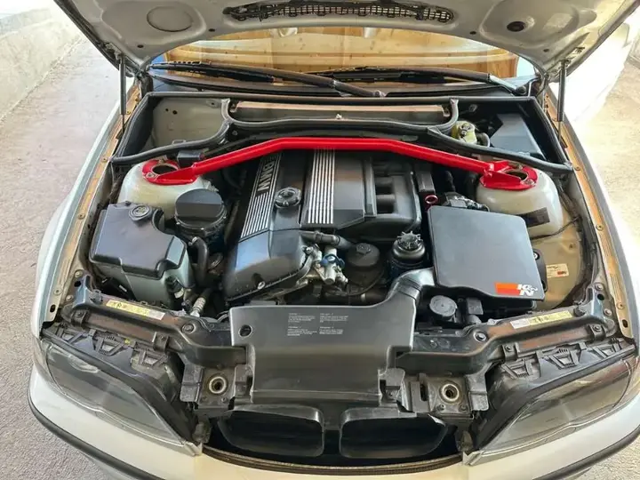 BMW 3 Series 2003 photo 3