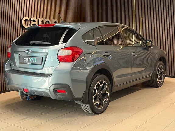 Subaru Xv 2012 photo 2