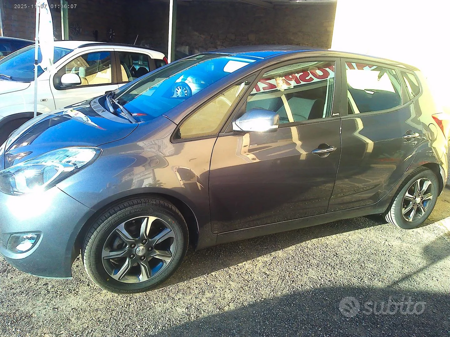 Hyundai Ix20 2015 photo 2