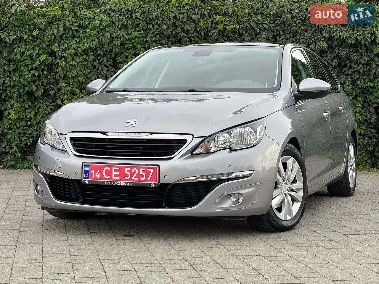 Peugeot 308 2015 photo 3