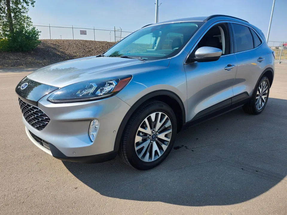Ford Escape 2021 photo 2
