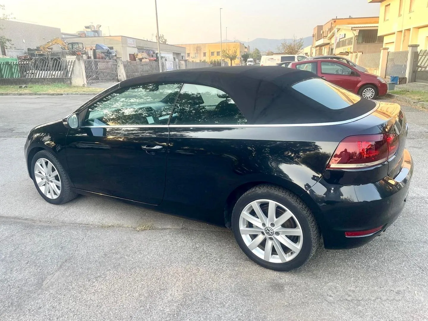 Volkswagen Golf Cabriolet 2013 photo 2