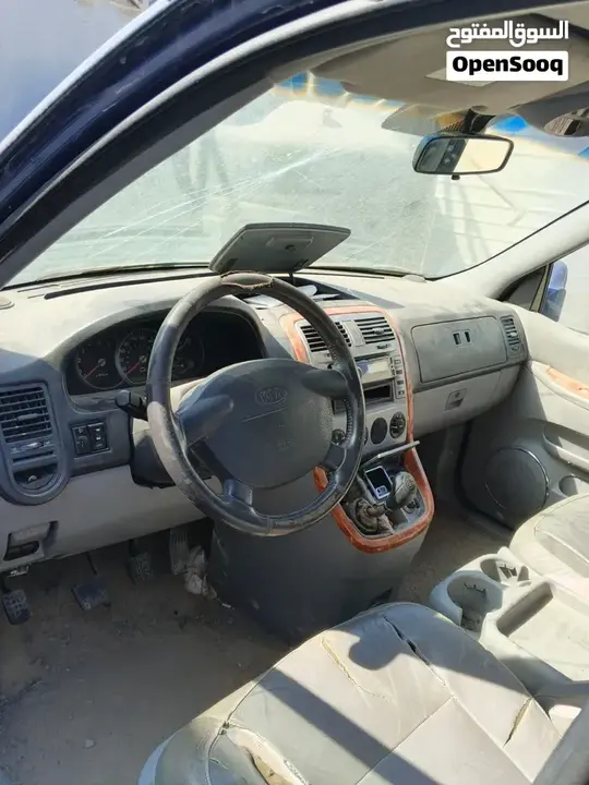 Kia Carnival 2006 photo 4