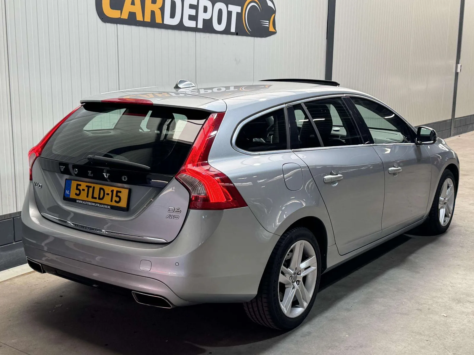 Volvo V60 2014 photo 5