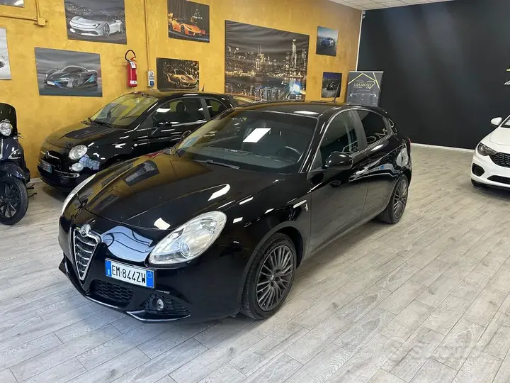 Alfa Romeo Giulietta 2012 photo 3