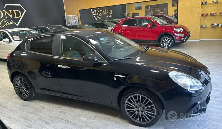 Alfa Romeo Giulietta 2012 photo 4