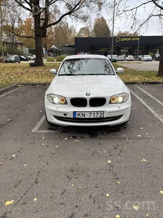 BMW 116 2008 photo 2