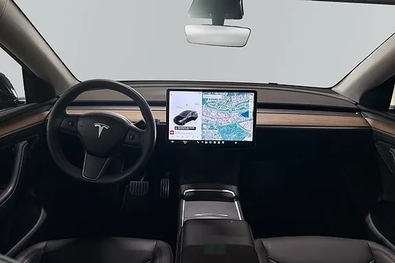 Tesla Model Y 2023 photo 4