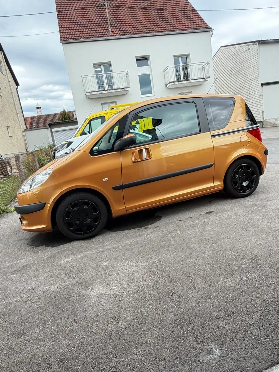 Peugeot 1007