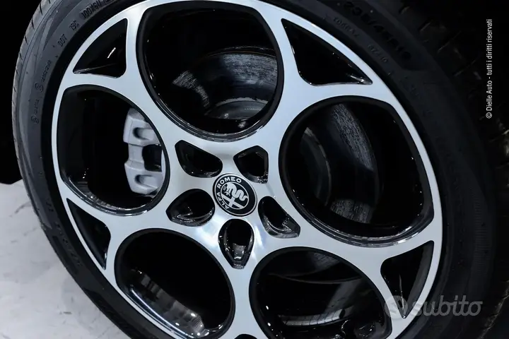 Alfa Romeo Tonale 2026 photo 5