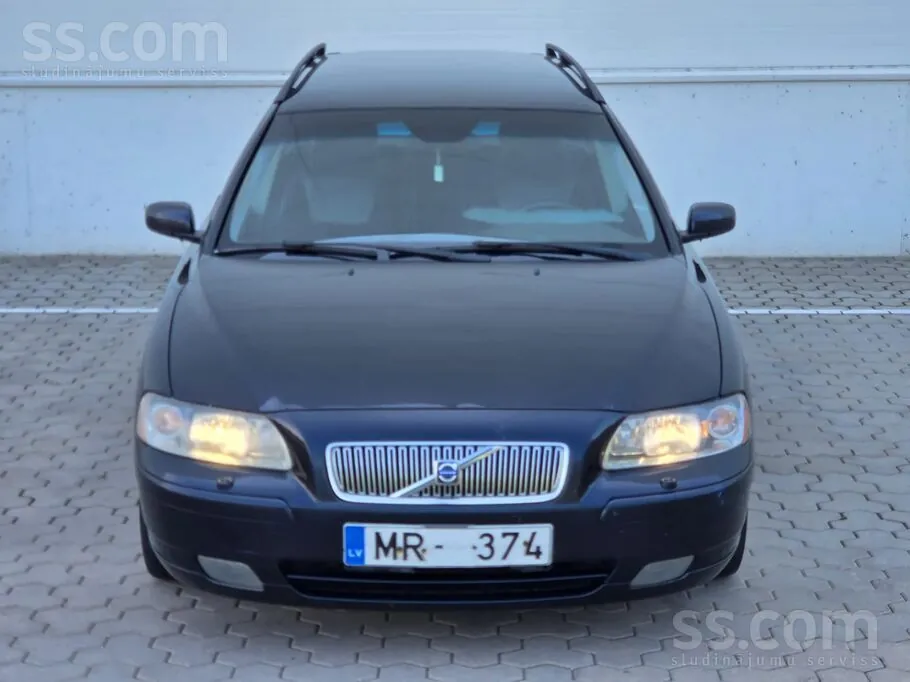 Volvo V70 2006 photo 4