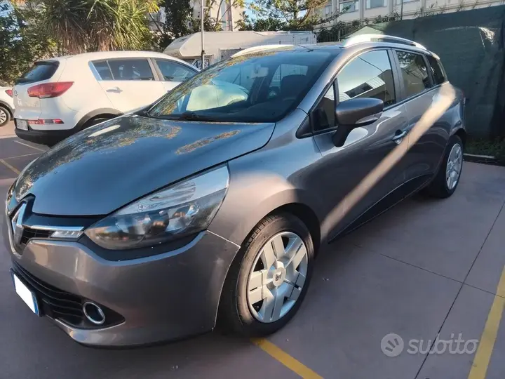 Renault Clio 2014 photo 2