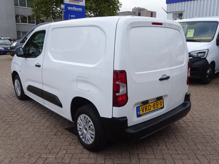 Peugeot Partner 2022 photo 3