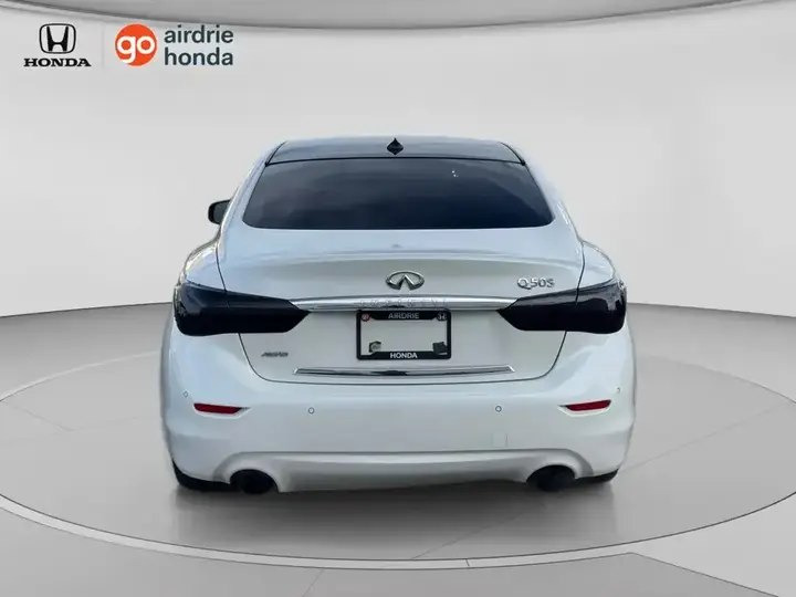 Infiniti Q50 2017 photo 4