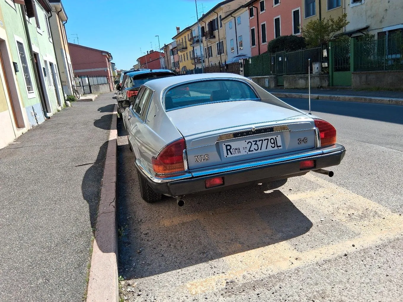 Jaguar Xj 1985 photo 5