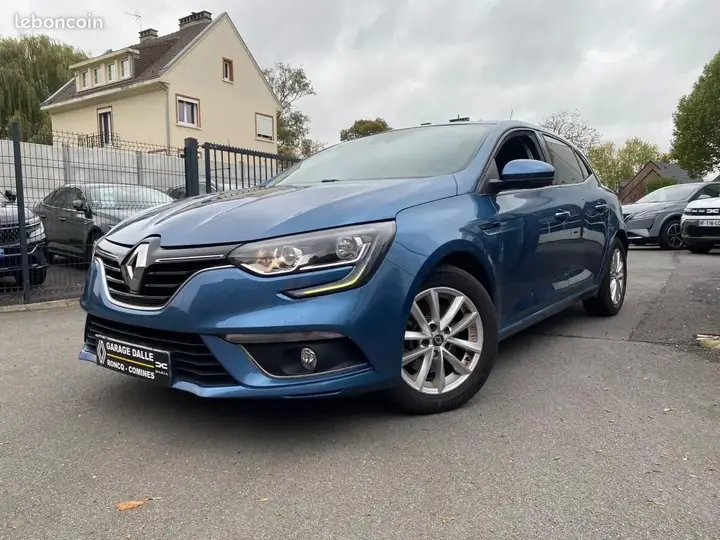 Renault Megane 2018 photo 3