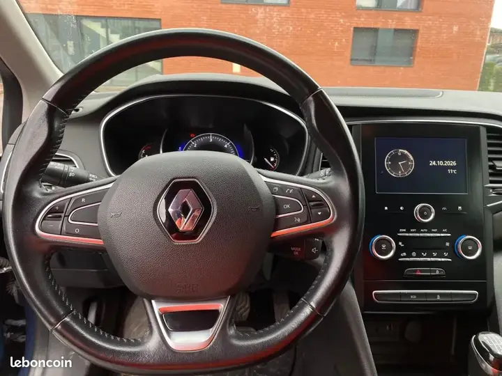Renault Megane 2018 photo 4