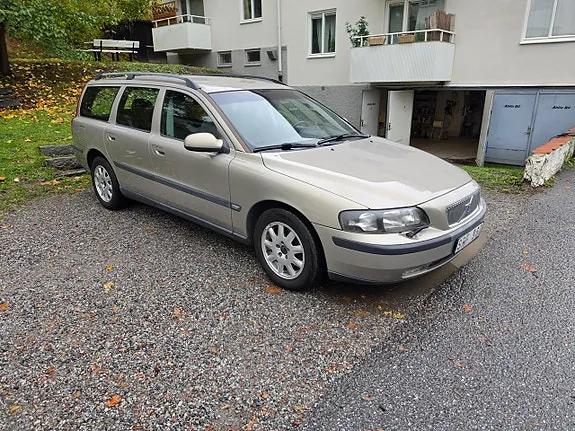 Volvo V70 2001 photo 3