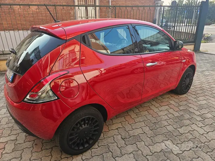Lancia Ypsilon 2021 photo 5