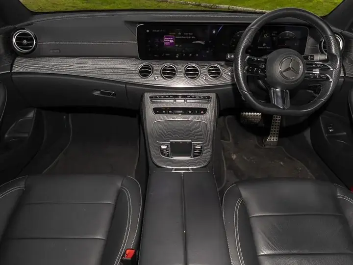 Mercedes-Benz E-Class 2021 photo 3