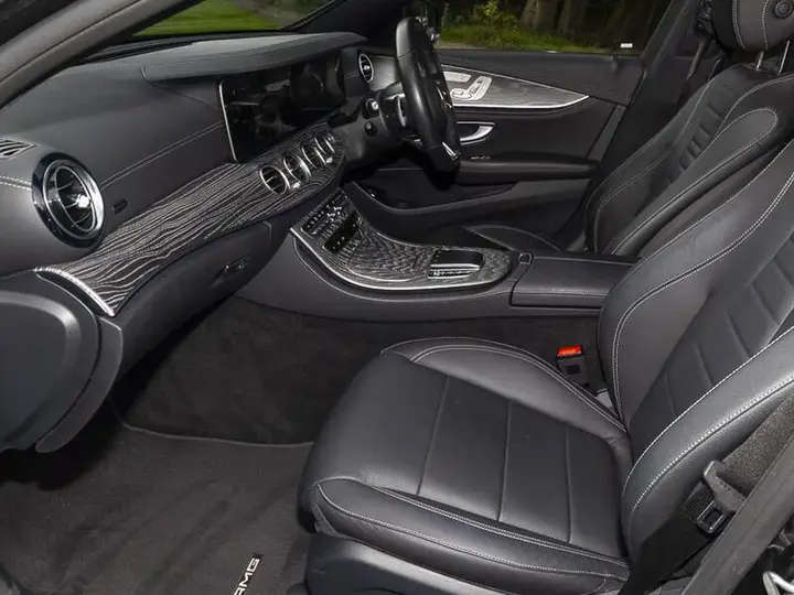 Mercedes-Benz E-Class 2021 photo 5